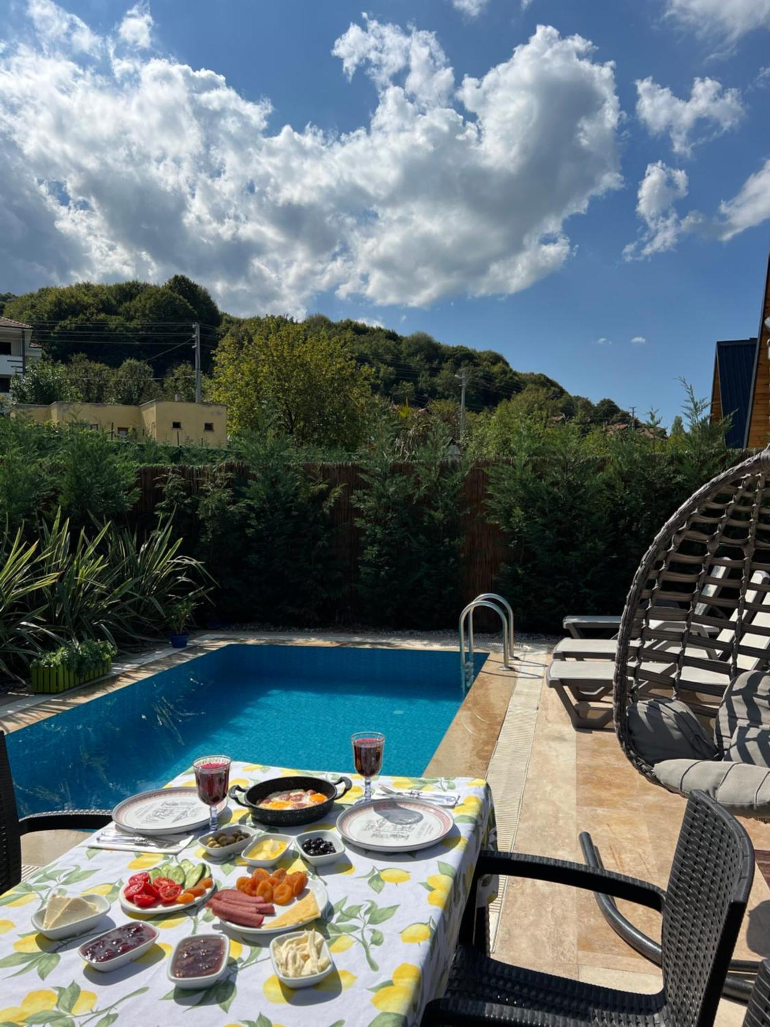 Teona Kartepe Bungalov Esterno foto